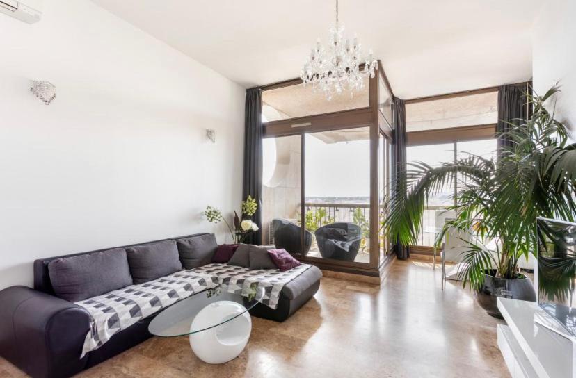 Loft Triangle Comedie, Parking Free มงต์เปอลิเยร์ ภายนอก รูปภาพ